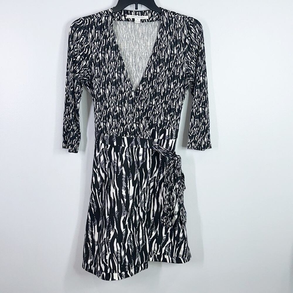 Diane Von Furstenberg Black and White Sheath Wrap Dress